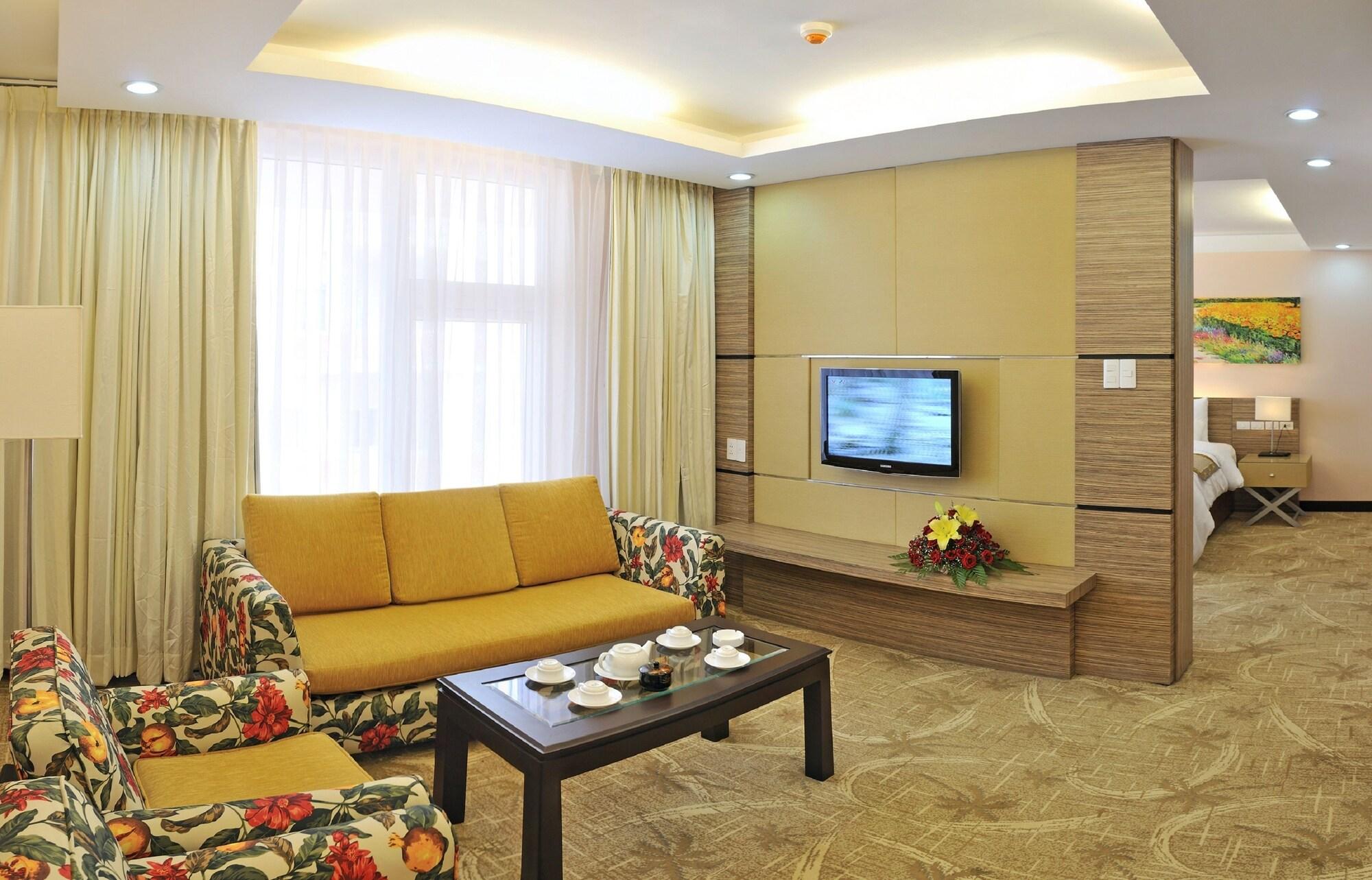 דה לאט Dragon King Hotel מראה חיצוני תמונה