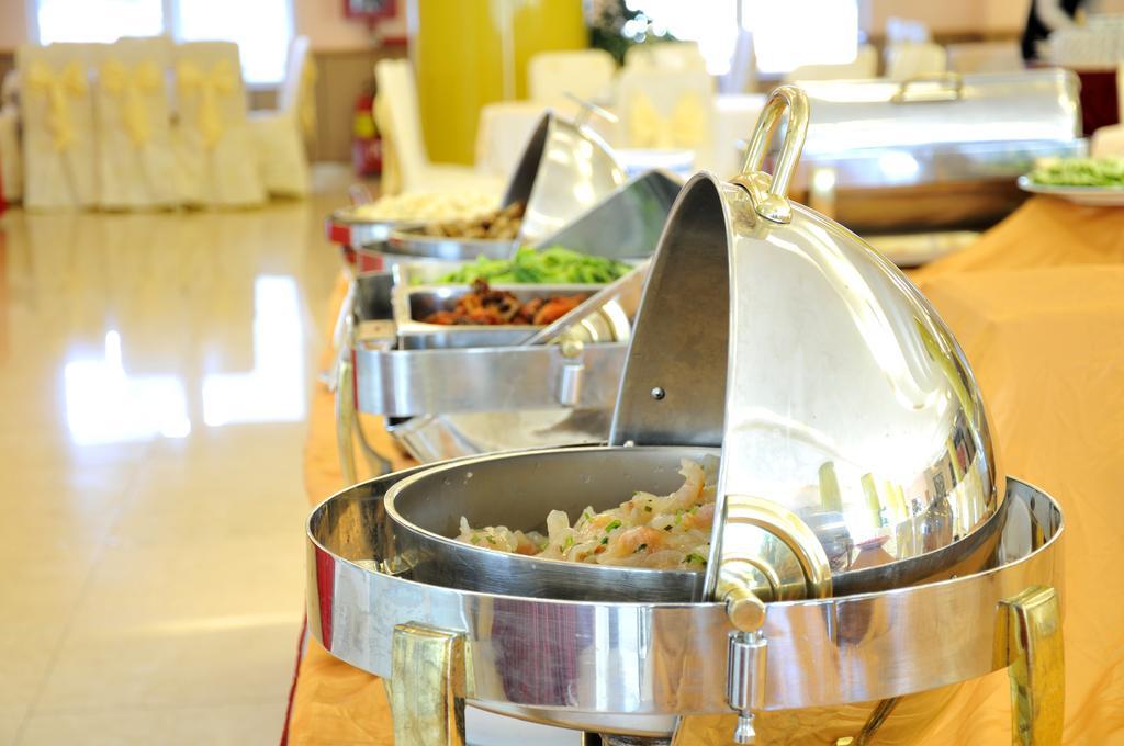 דה לאט Dragon King Hotel מראה חיצוני תמונה